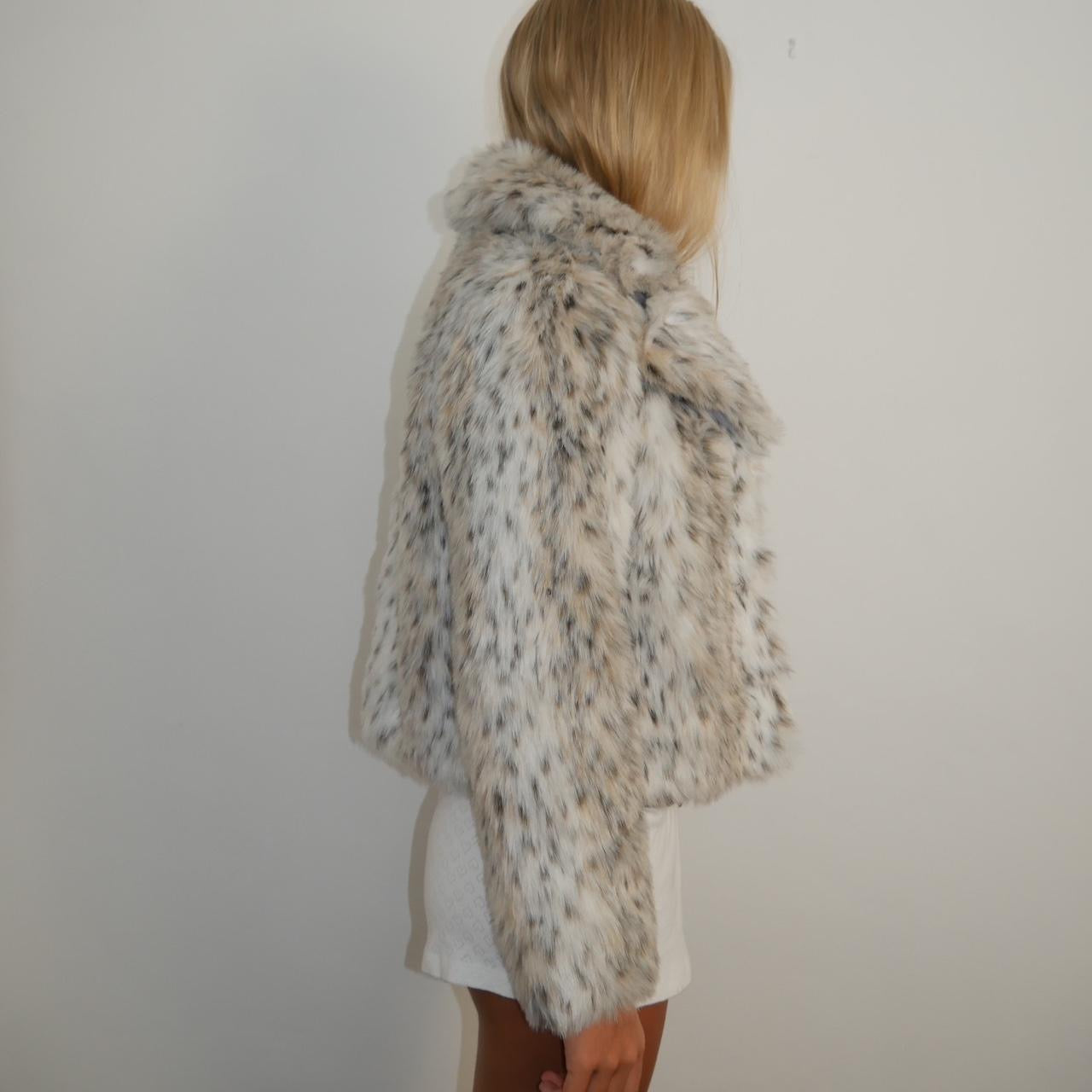 Vintage 2000’s faux fur snow leopard jacket