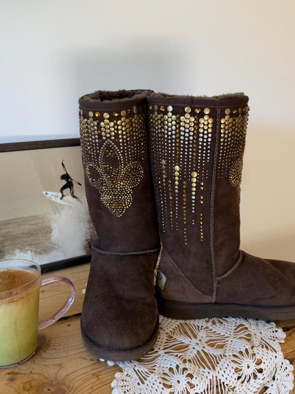 Vintage RARE 2000’s Ugg boots brown with gold studs EU 36