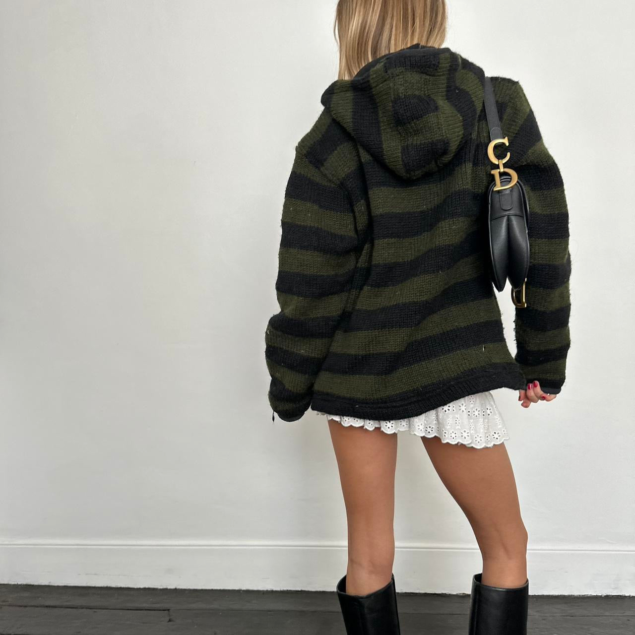 Vintage knitted dark green zip up