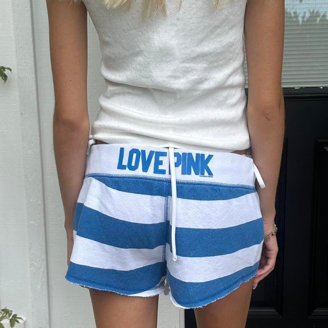 Vintage Victoria’s Secret 2000’s white & blue shorts