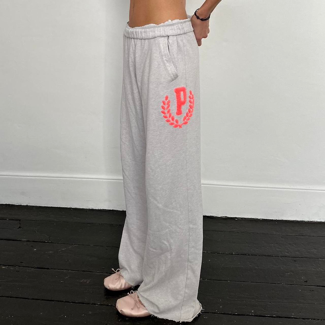 Vintage 2000’s Victoria’s Secret graphic grey sweatpants