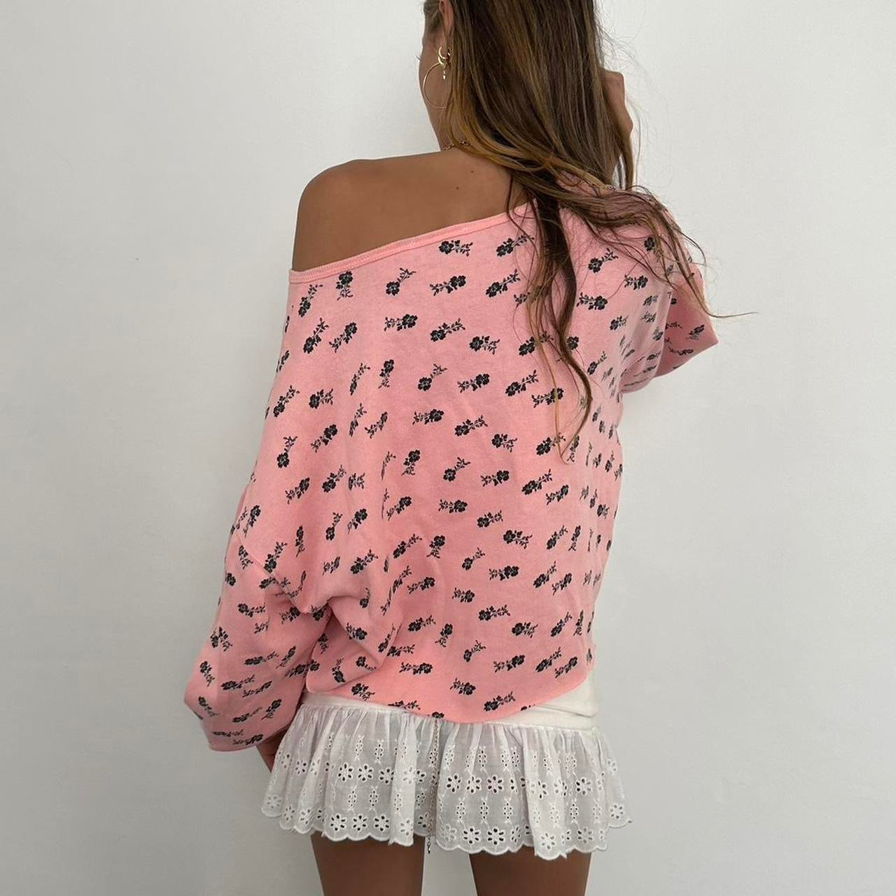 Vintage 90s pink floral sweatshirt