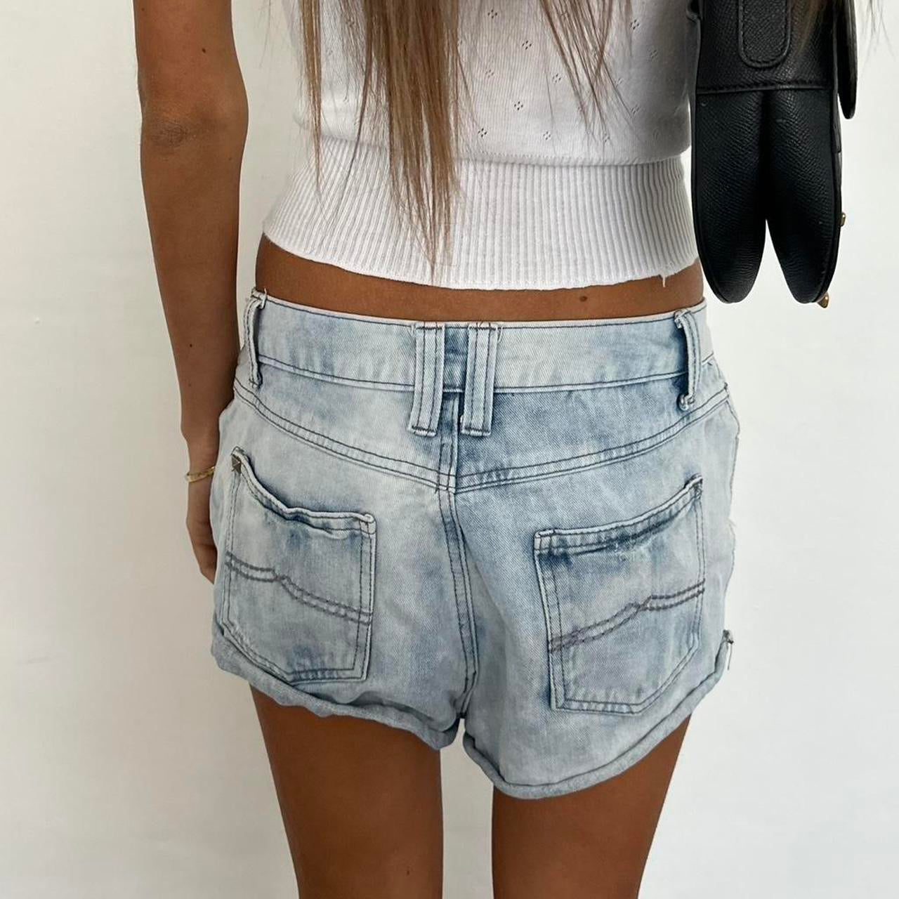 Vintage 00’s studded distressed denim shorts