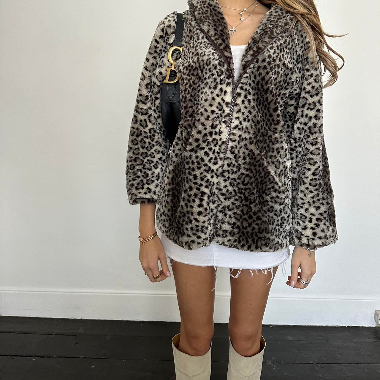 Vintage 2000’s cheetah print faux fur jacket