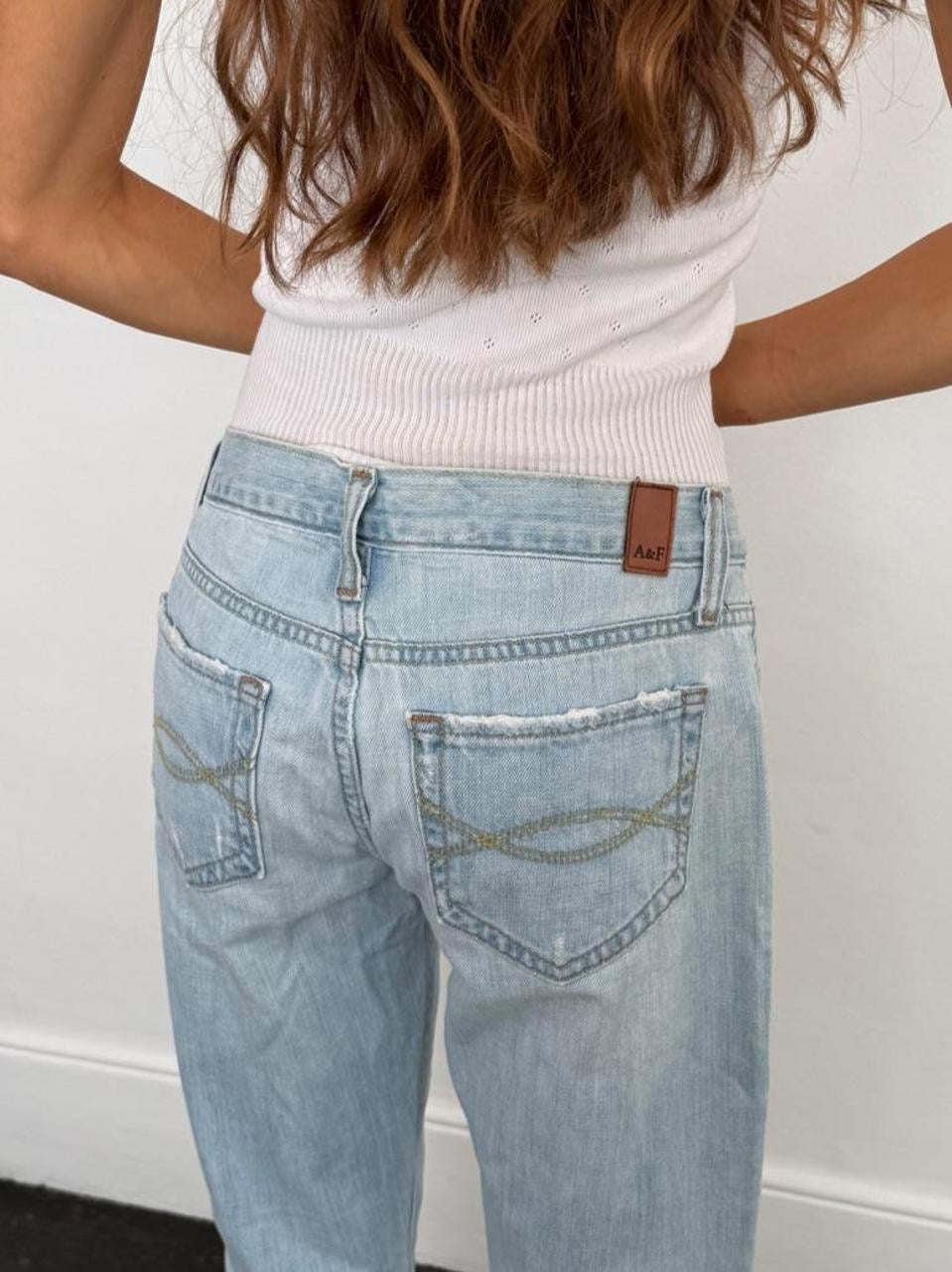 Vintage 00’s Abercrombie and Fitch low rise bootcut jeans