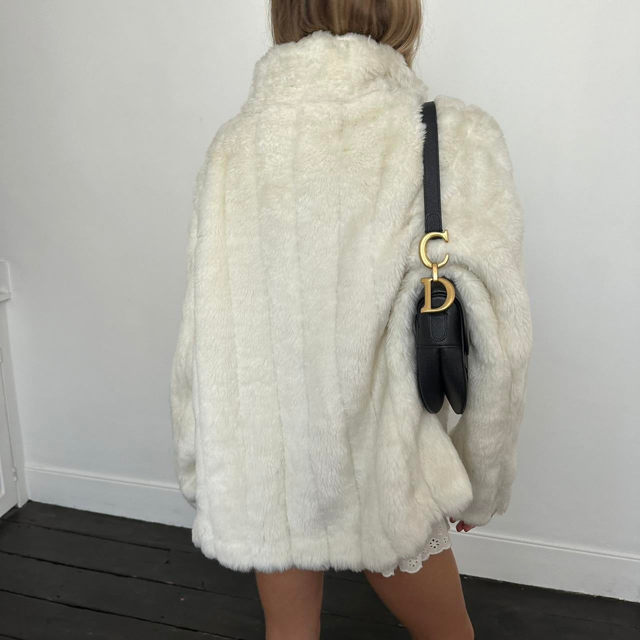 Vintage 2000’s white faux fur jacket