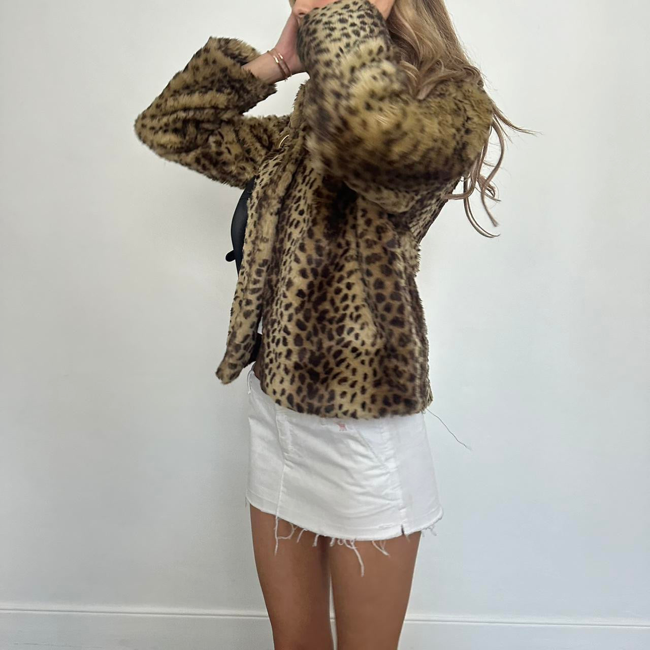 Vintage 2000’s leopard faux fur jacket