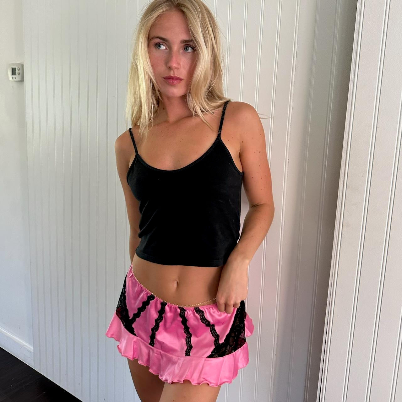 Vintage 90’s pink mini skirt