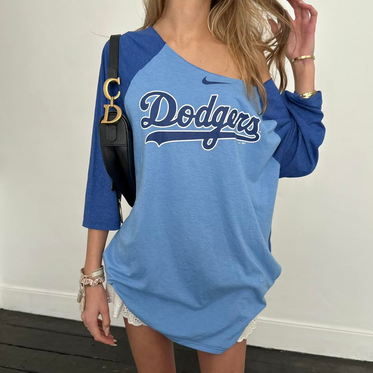 Vintage 2000’s Dodgers blue long sleeve top