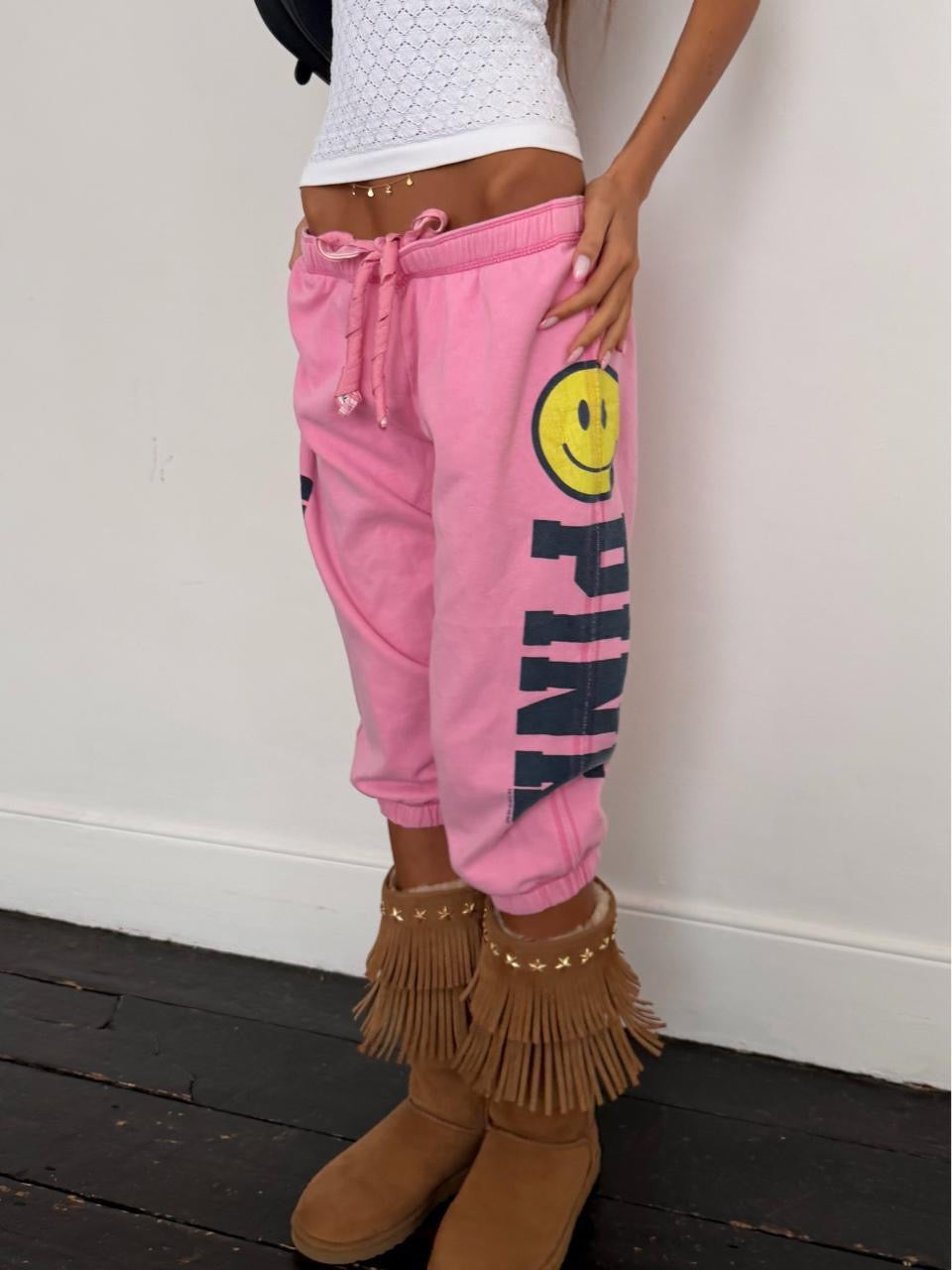 Vintage 2000’s Victoria’s Secret capri sweatpants