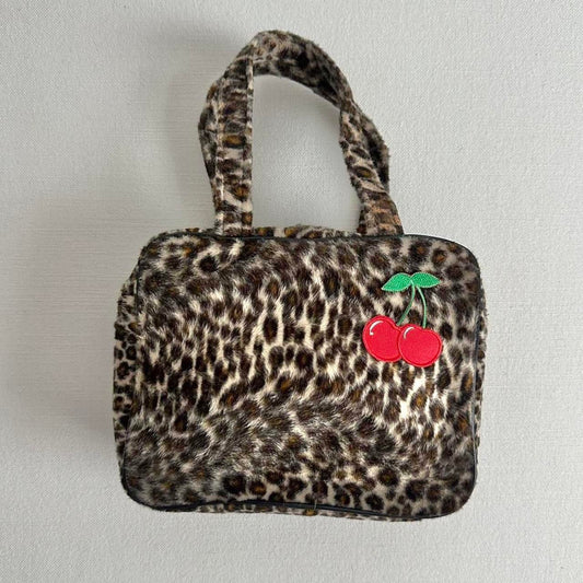 Vintage 90’s cherry 🍒 leopard print bag