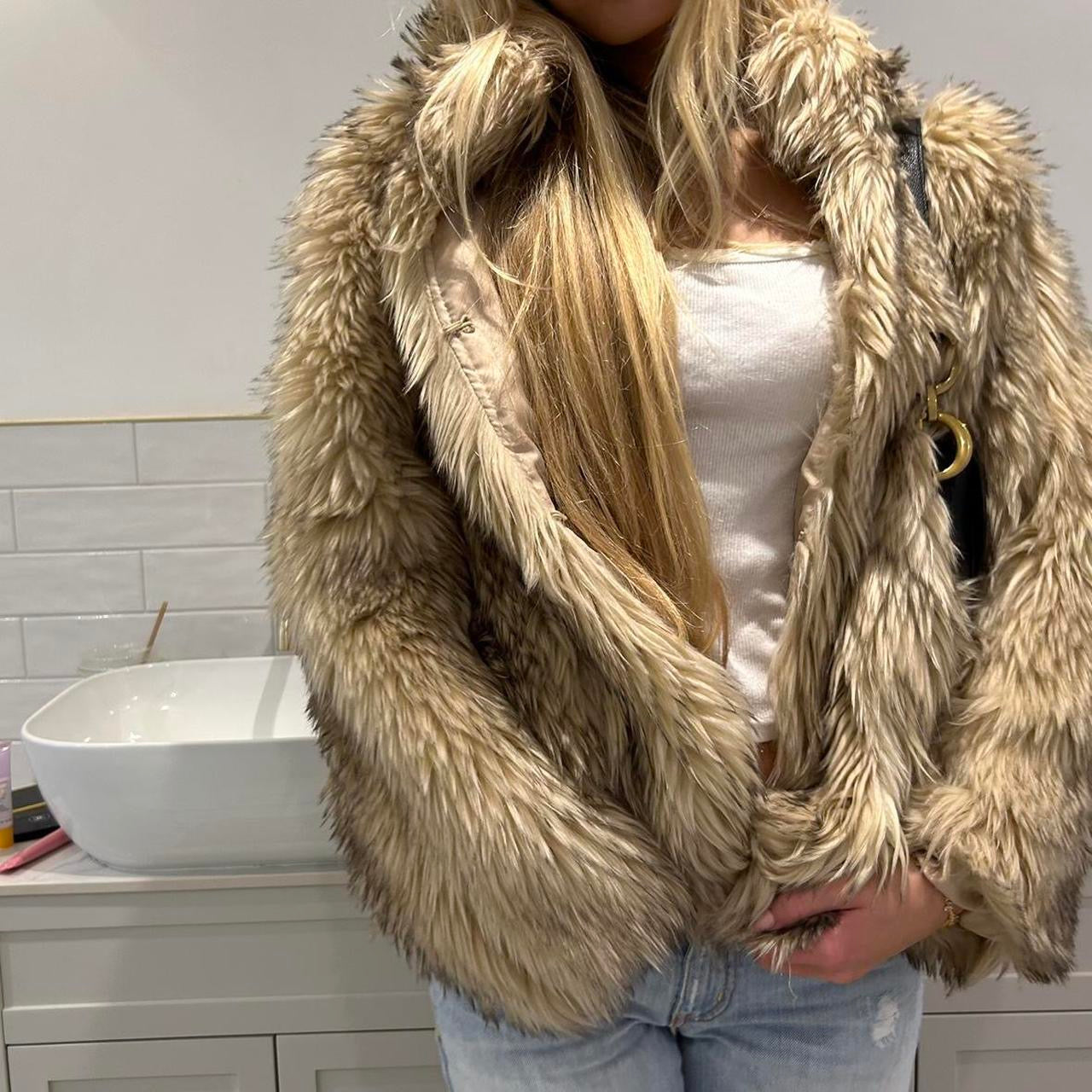 Vintage 2000’s faux fur jacket