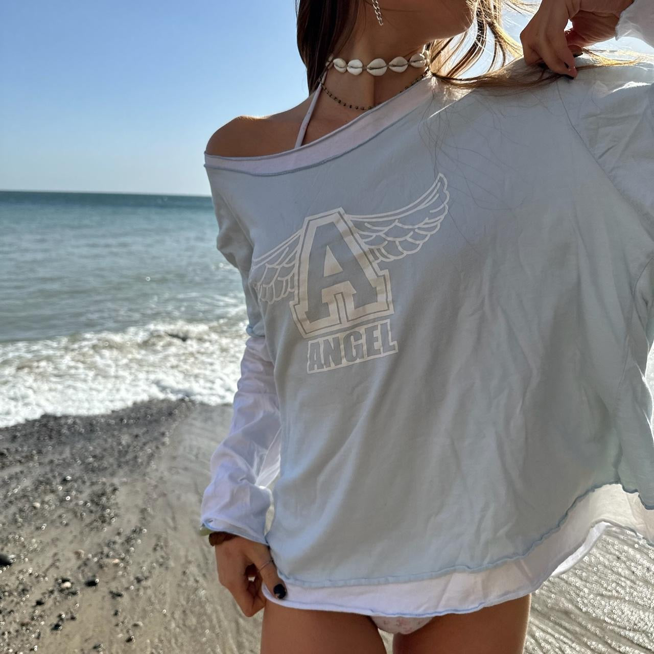 Vintage 90’s double layered ‘Angel’ top 🫶🏻⭐️