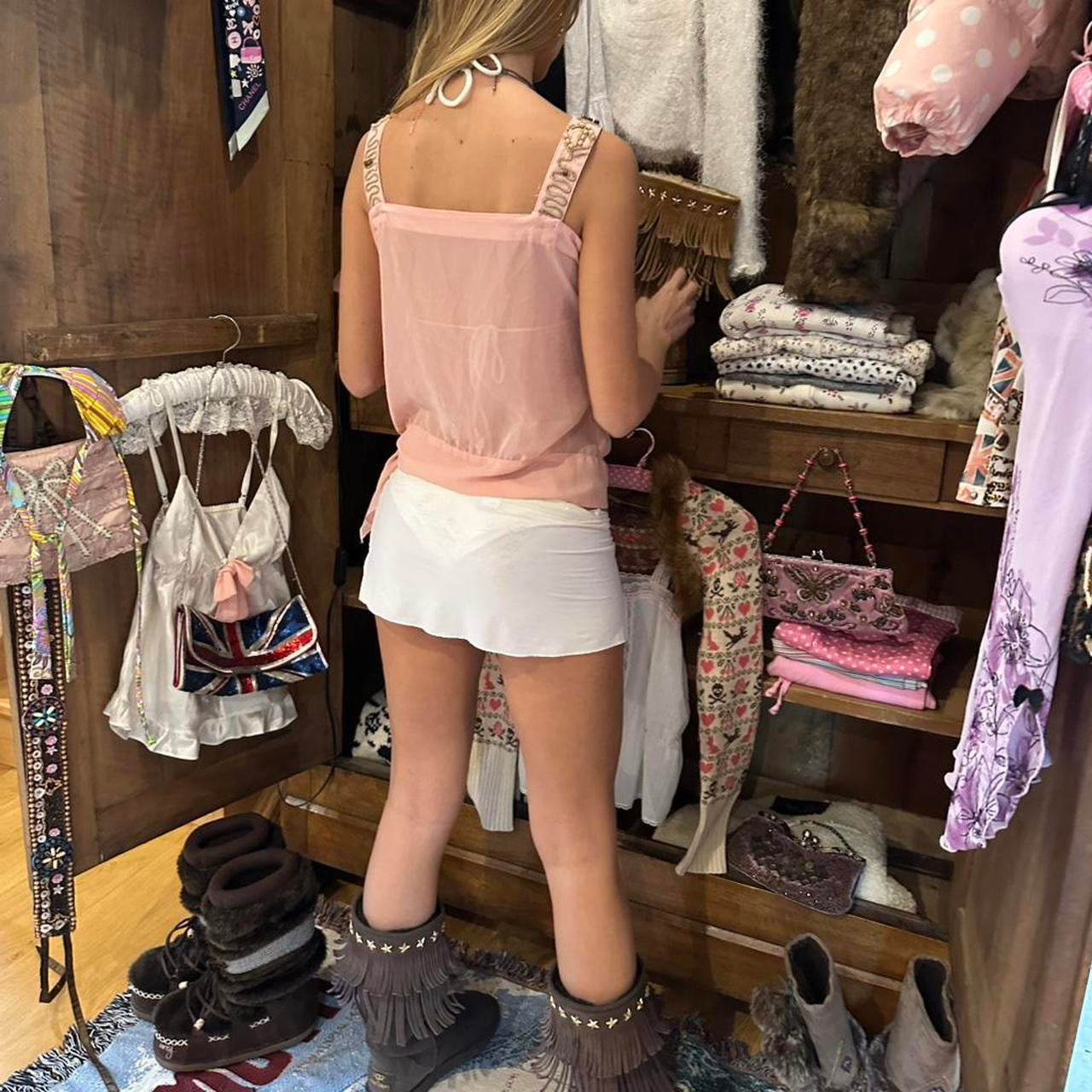 Vintage 90’s pink sequin flowy top