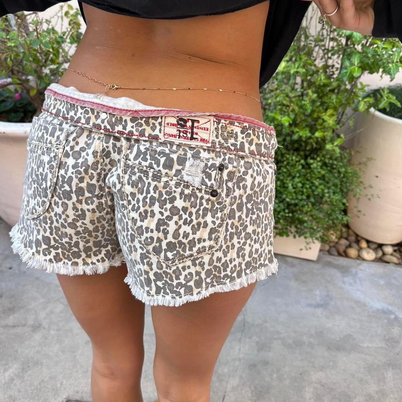 Vintage leopard print denim shorts