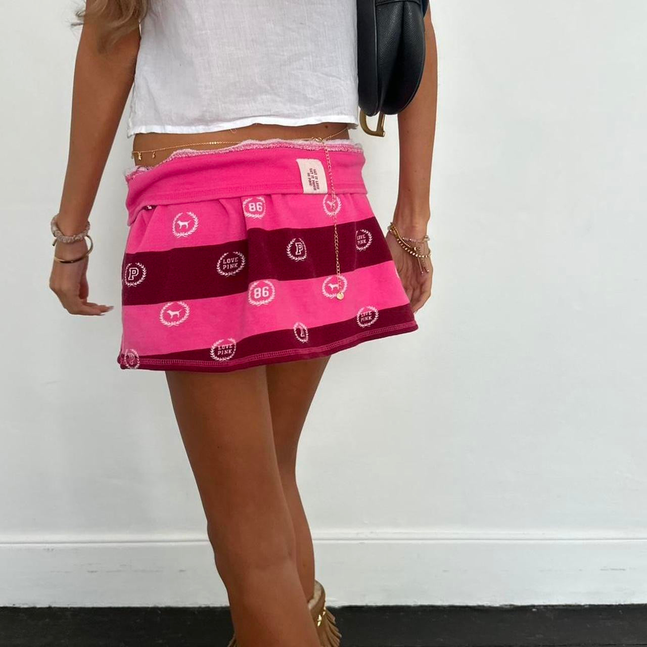 Vintage 00s Victoria’s Secret pink striped mini skirt