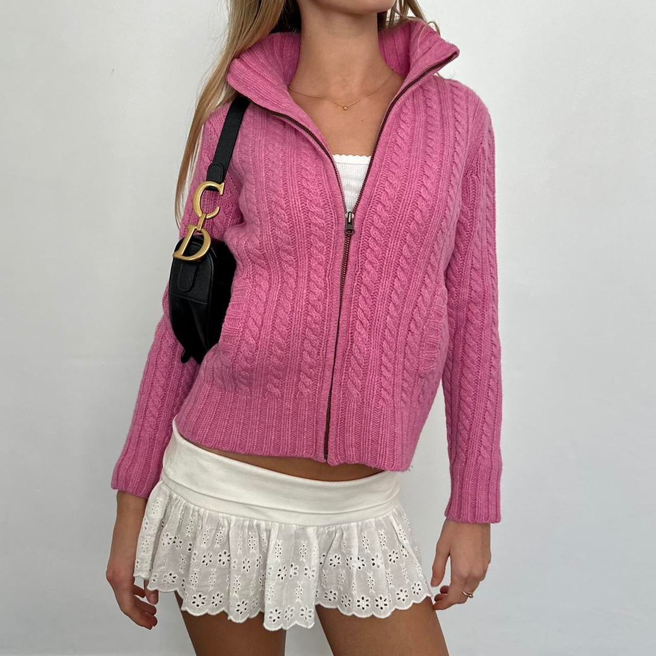 Vintage 90’s knitted pink preppy cardigan