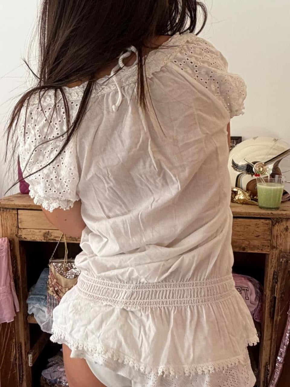 Vintage 00s white boho top