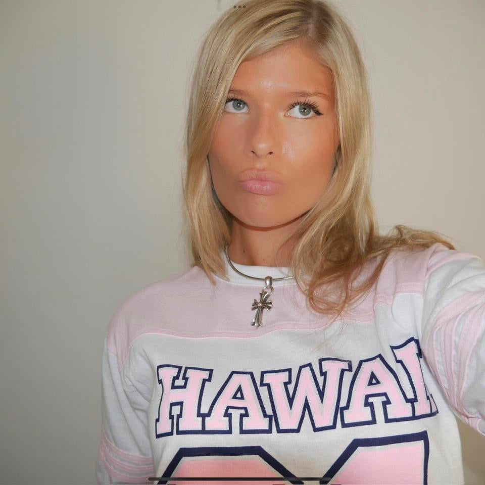 Vintage true 90’s Hawaii pink top