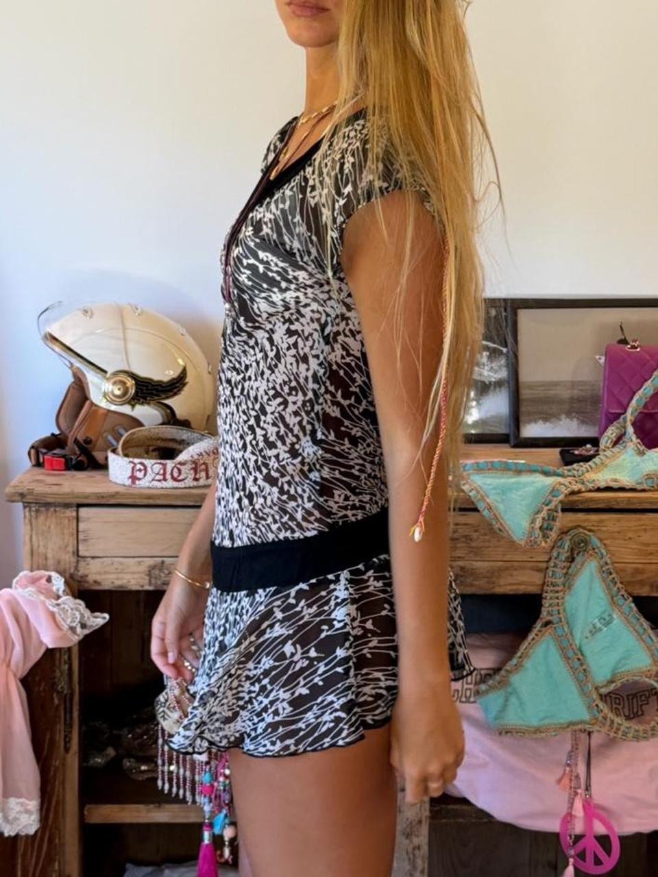 Vintage 00’s black flower print mini dress