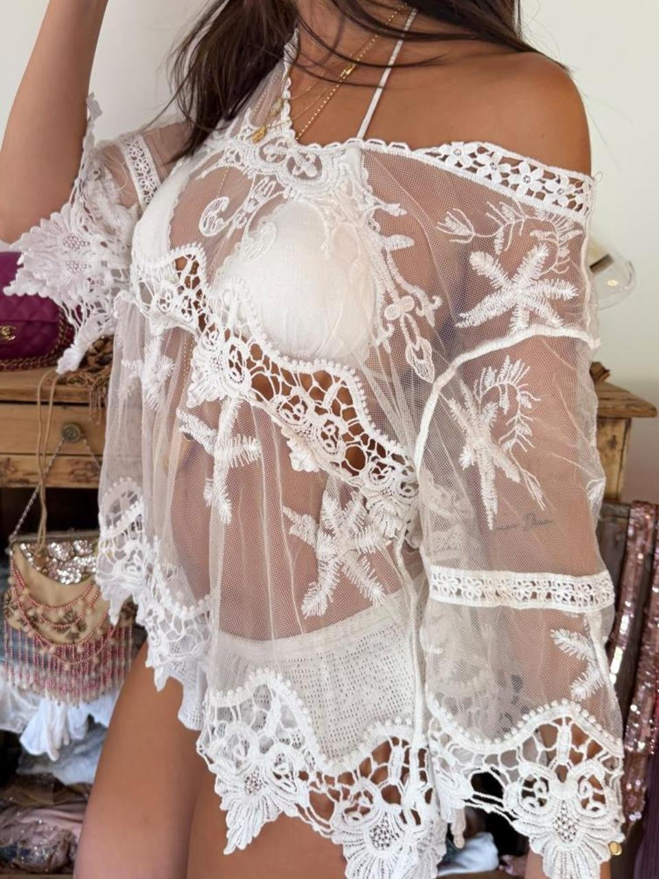 Vintage 00s white boho lace top