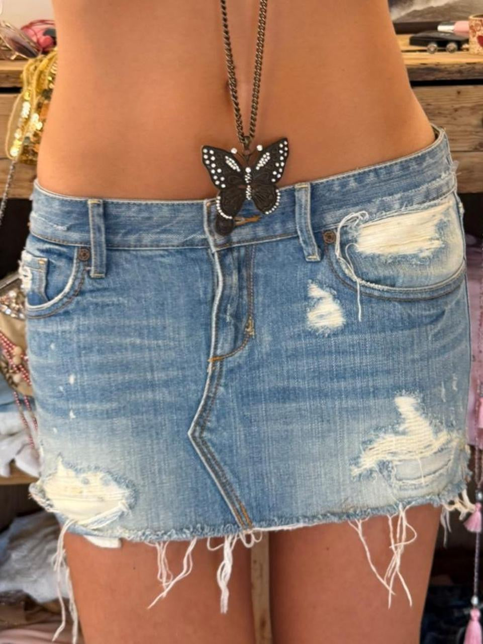 Vintage 2000’s Abercrombie & Fitch denim mini skirt