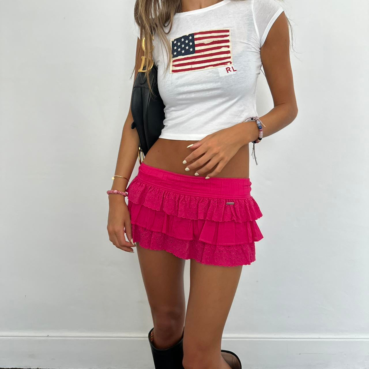 Vintage rare Hollister 2000s pink mini skirt 🌸