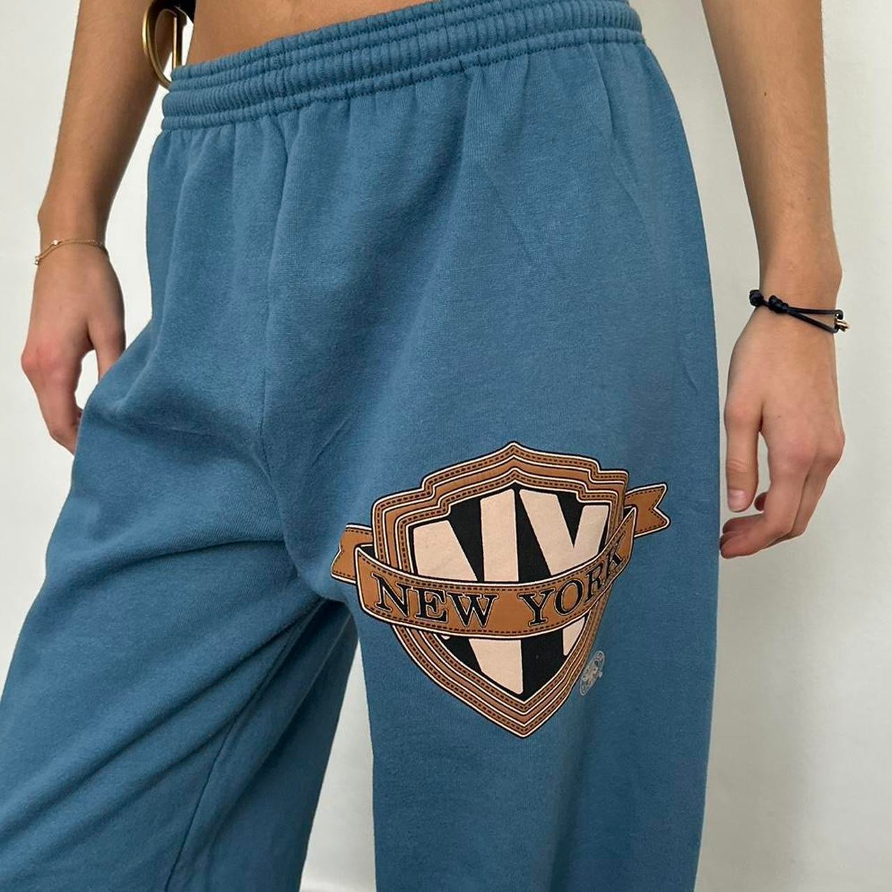 Vintage 2000’s New York graphic sweatpants