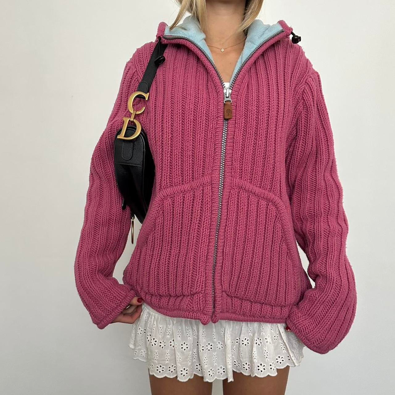 Vintage 2000’s pink knitted hooded zip up