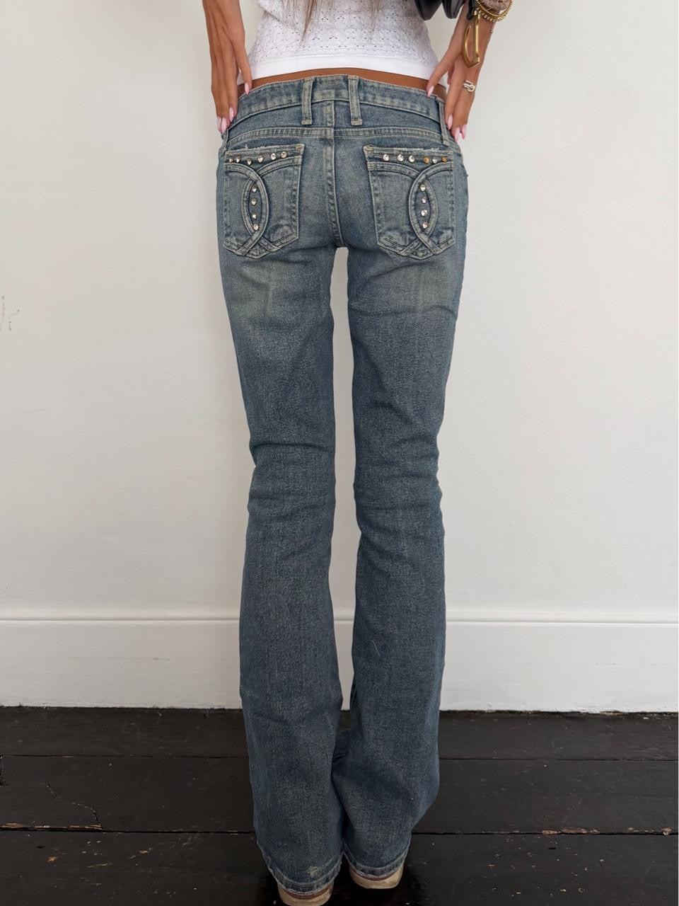 Vintage 00’s skinny bootcut jeans