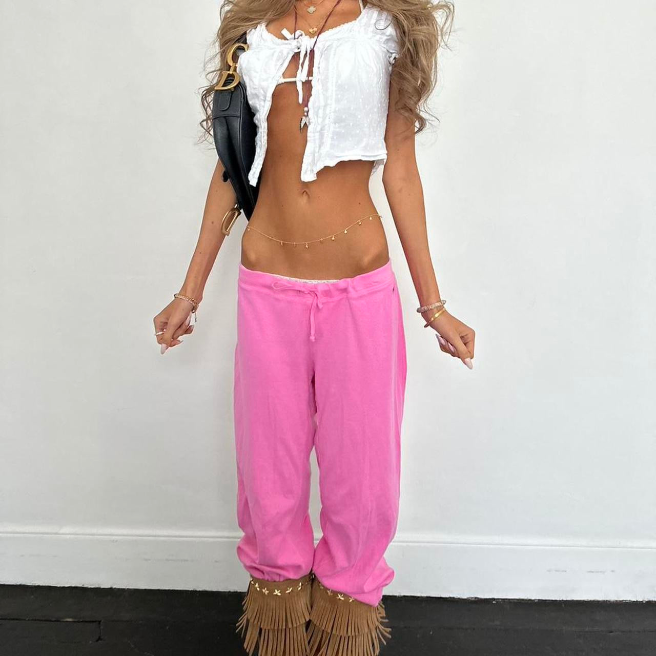 Vintage 2000’s Victoria’s Secret pink sweatpants