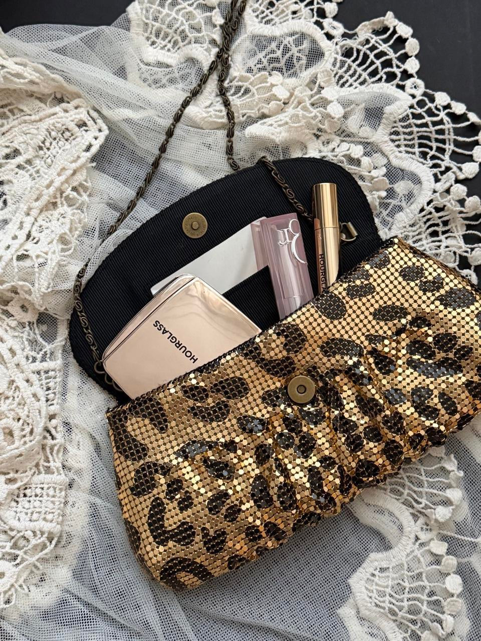 Vintage 2000’s sequin leopard purse on chain