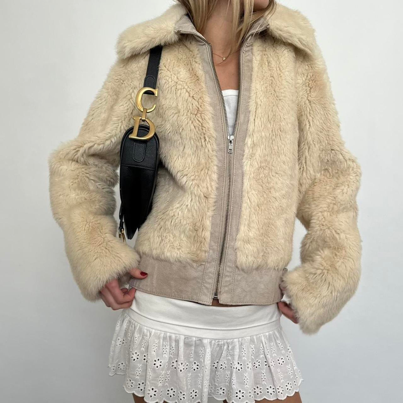 Vintage 2000’s cream & tan faux fur jacket