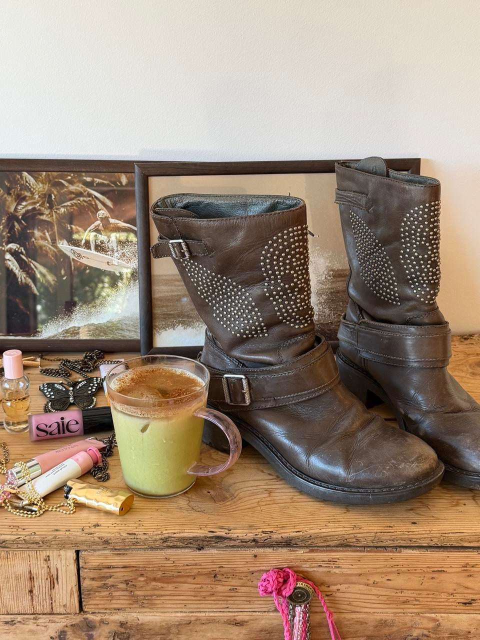 Vintage 00’s studded skull angel wing leather boots