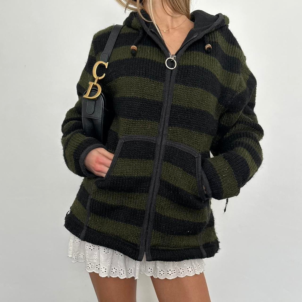 Vintage knitted dark green zip up