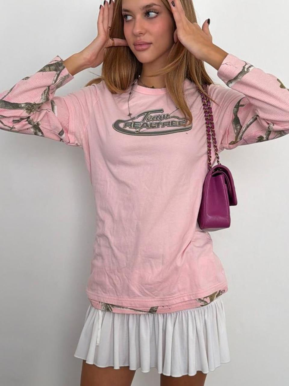Vintage 00’s camouglage pink double layered top