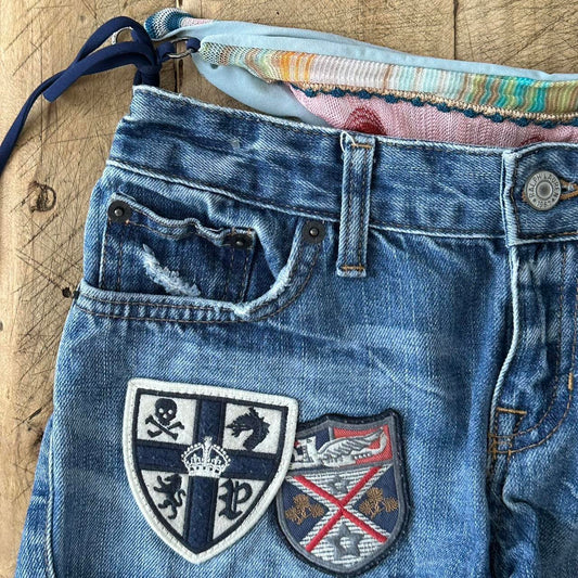 Vintage 00’s Ralph Lauren skull and crossbones patch denim shorts