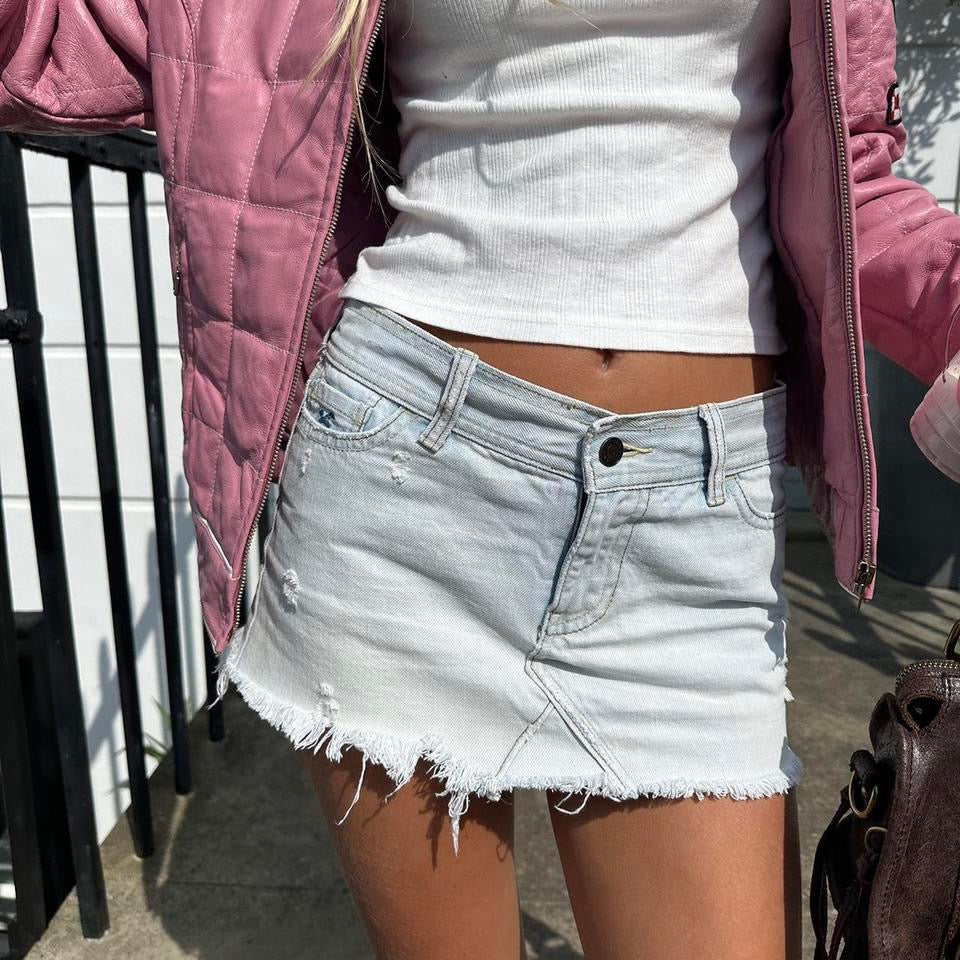 Vintage 2000’s Abercrombie and Fitch denim mini skirt ♡