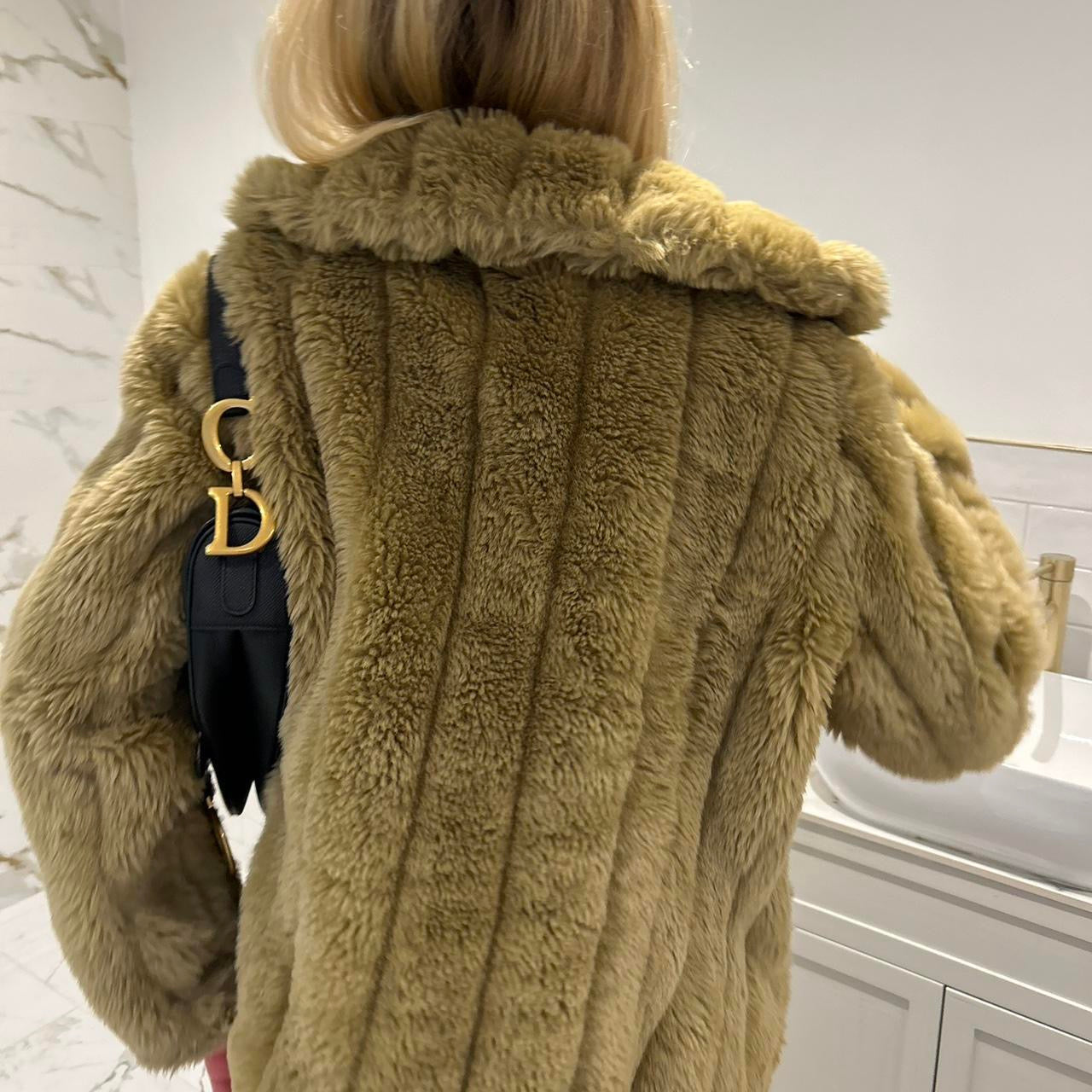 Vintage 2000’s faux fur jacket