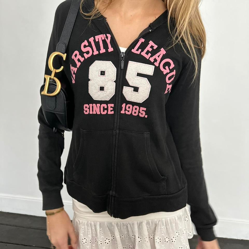 Vintage 2000’s graphic ‘Varsity League 85’ hoodie