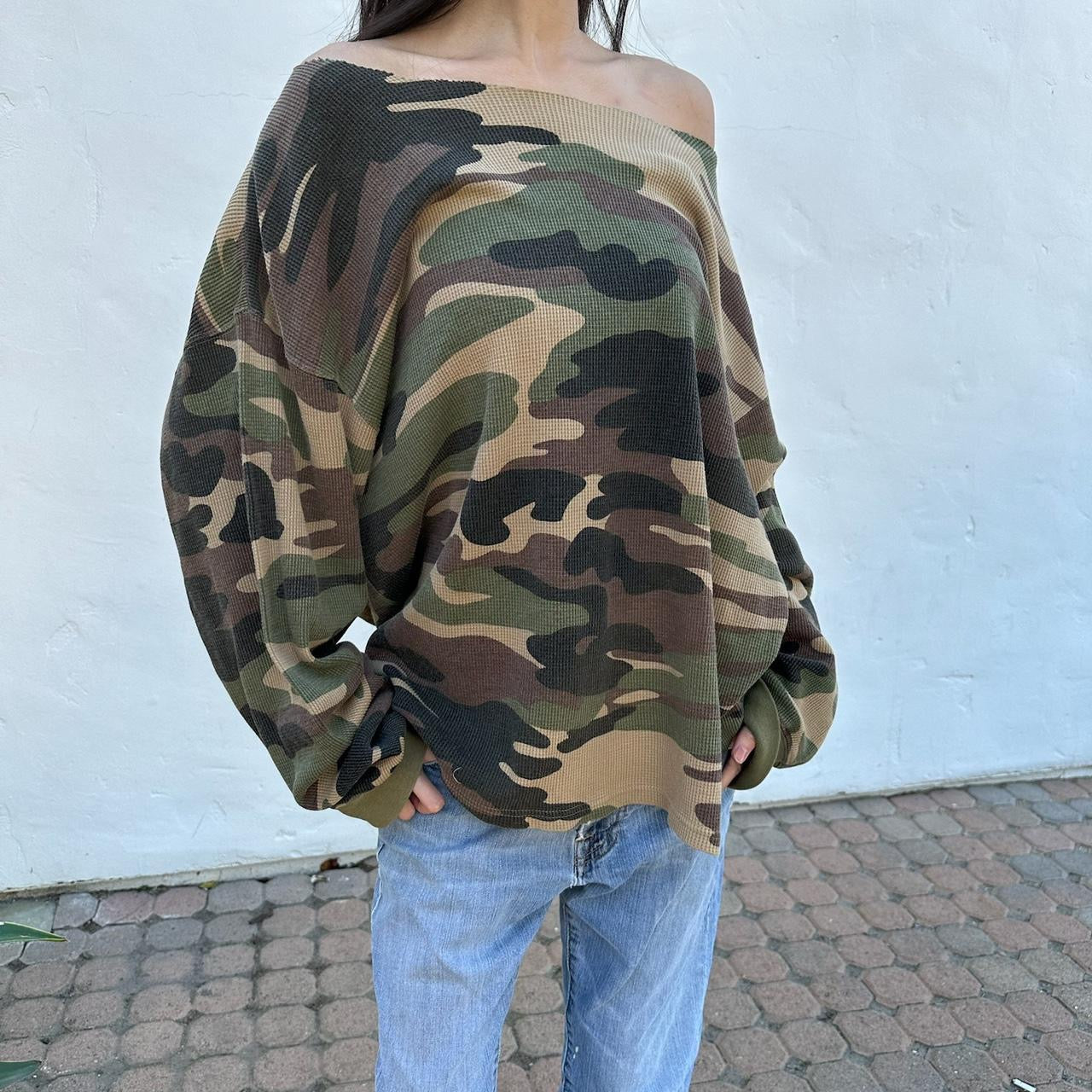 Vintage 90’s camouflage long sleeve top