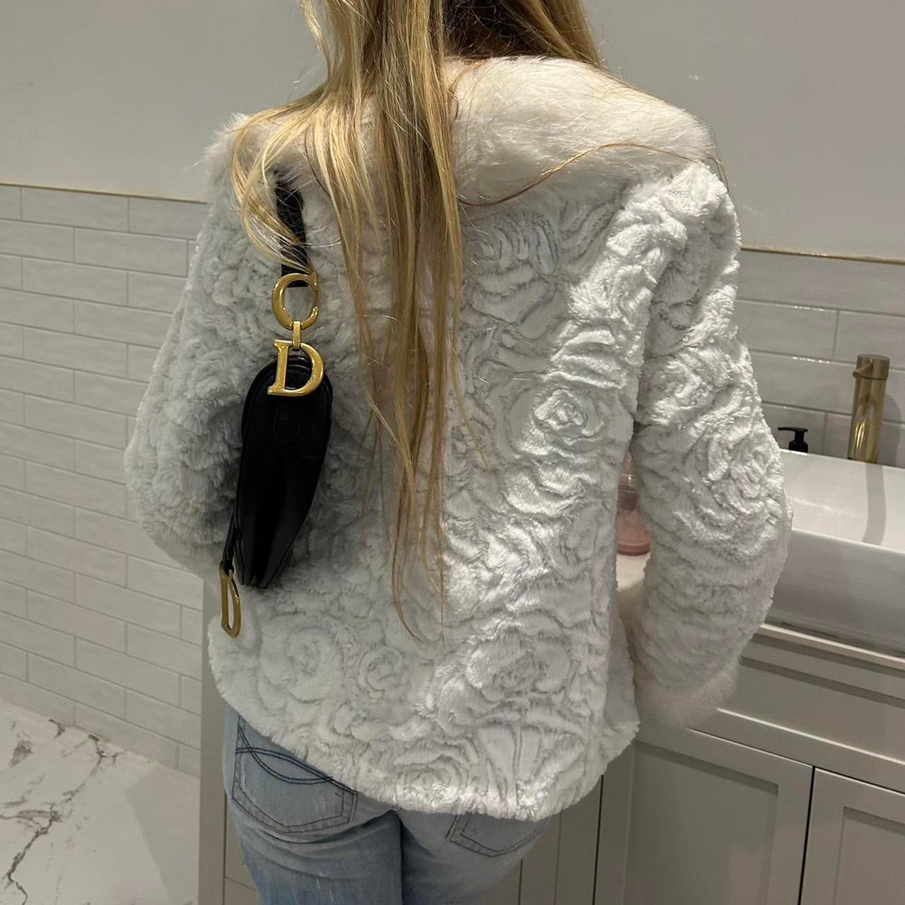 Vintage 2000’s white faux fur jacket