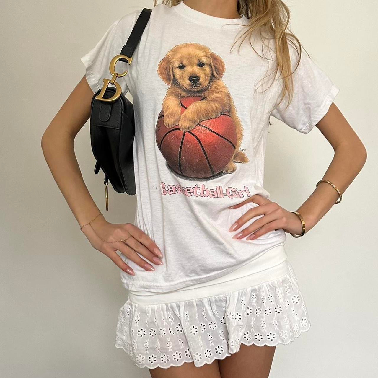 Vintage 90’s Basketball Labrador girl T-shirt