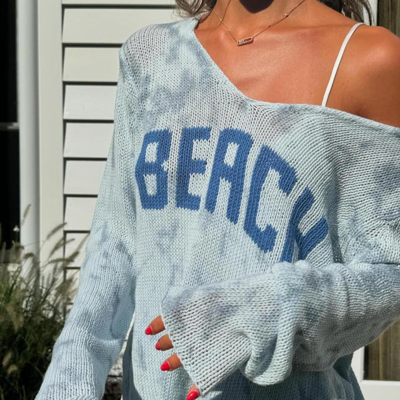 Vintage 2000’s blue Beach knit sweater