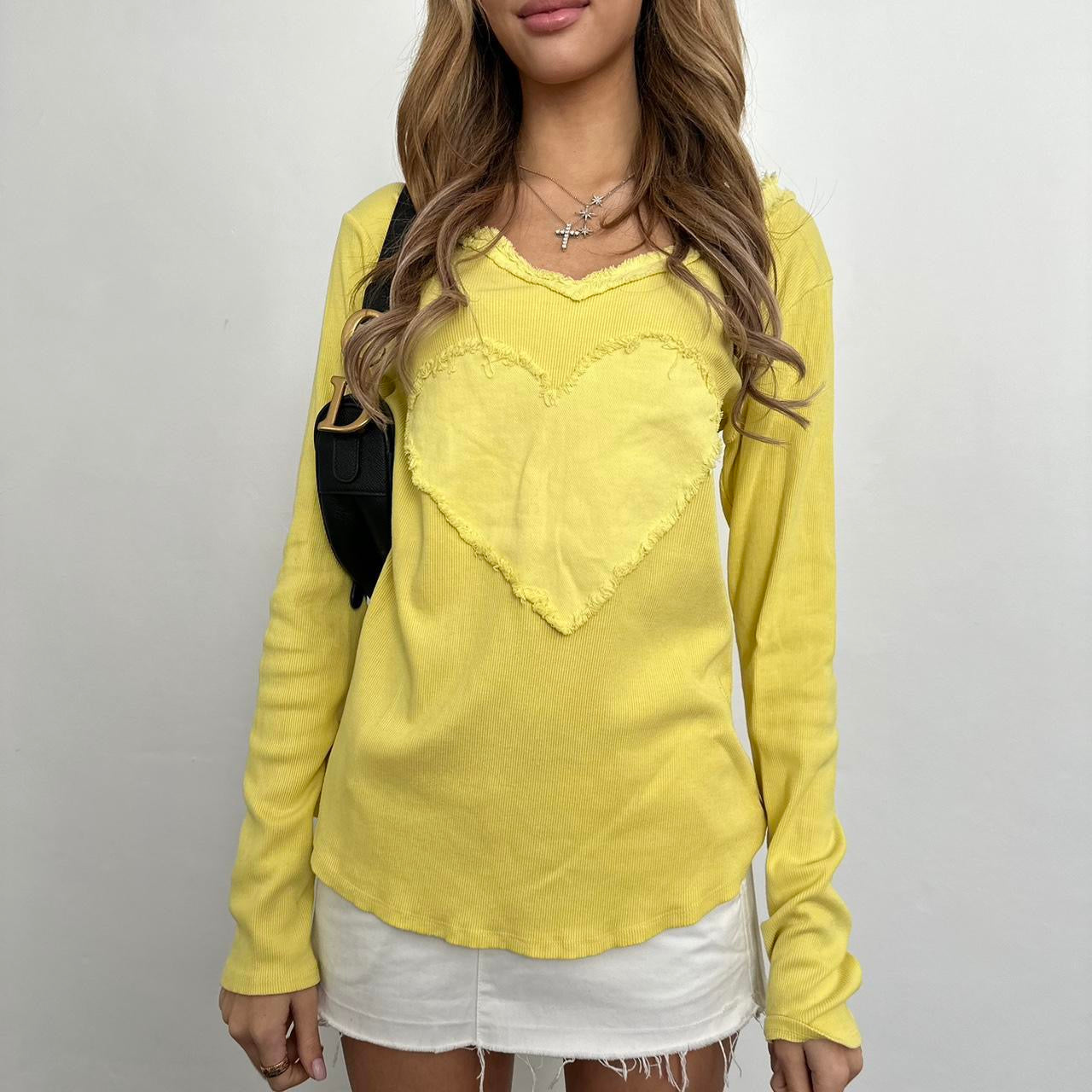 Vintage yellow heart soft lightweight sweater