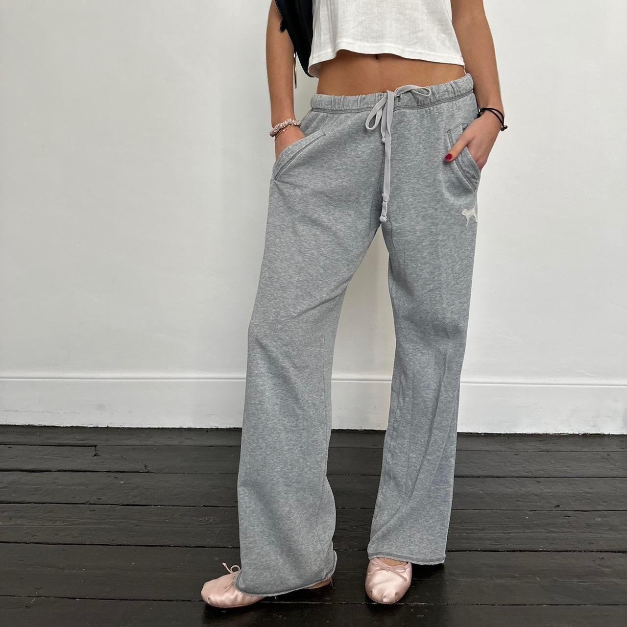 Vintage 2000’s Victoria’s Secret grey soft sweatpants