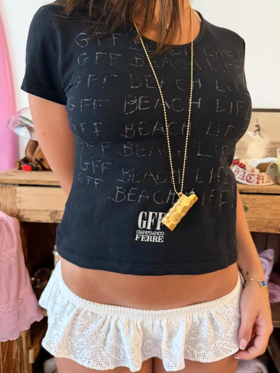 Vintage 90’s Beach Life! black baby tee