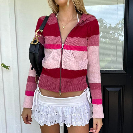 Vintage 2000’s striped knitted hoodie
