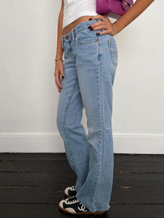 Vintage 00’s low rise bootcut jeans
