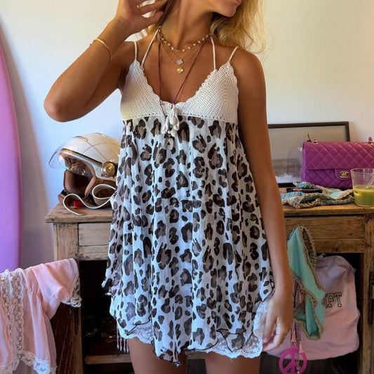 Vintage 00s leopard and crochet boho top